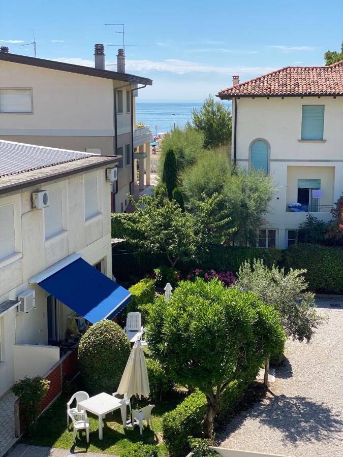 Residenza Canova Lignano Sabbiadoro Exterior foto